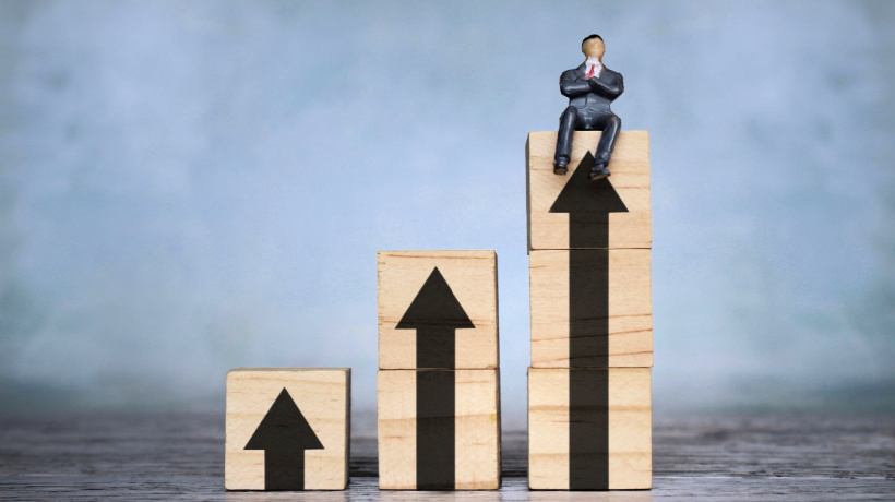4 Ways To Upskill And Reskill Your Employees